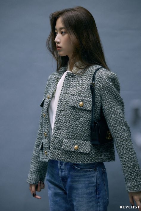 Tweed Jacket Outfit, Moon Ga Young, Tweed Outfit, Water Movement, Everyday Fashion Outfits, Kpop Fashion Outfits, 로고 디자인, Kpop Fashion, Korean Outfits