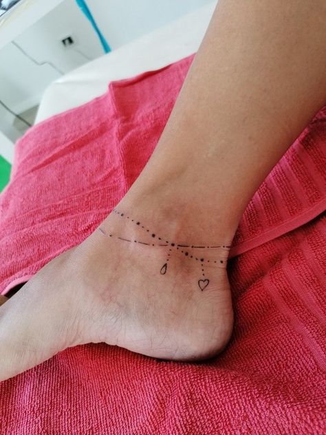 Tattoos Ankle Bracelet, Kidney Tattoo, Charm Anklet Tattoo, Anklet Tattoos For Women, Blue Ink Tattoos, Peace Sign Tattoos, Ink Tattoo Design, Red Tattoo Ideas, Red Ink Tattoo