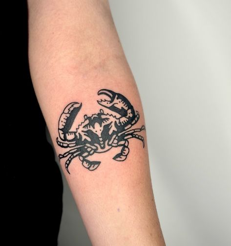 Crab tattoo by @bemtattoos 🦀 Want your own blackwork piece by Emily? Reach out to her directly: ✖️ @bemtattoos ✖️ @hammersmith_tattoo_london #tattoo #crabtattoo #blackworktattoo #hammersmithtattoo #londontattoo #hammersmith #tattoolondon #london Crab Neck Tattoo, Crab Tattoo Blackwork, Dungeness Crab Tattoo, Neo Traditional Crab Tattoo, American Traditional Crab Tattoo, Crab Tattoo Traditional, Crab Tattoo Men, Herring Tattoo, Crab Claw Tattoo