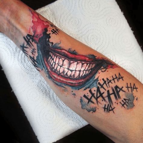 Best Harley Quinn Tattoo Ideas - The Current Trend of Making Harley Quinn Tattoo - PositiveFox.com Joker Smile Hand Tattoo, Joker Smile Tattoo, Joker And Harley Tattoo, Harley Tattoos, Joker Tattoo Design, Harley Quinn Tattoo, Joker Smile, Smile Tattoo, Girl Back Tattoos