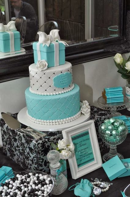 Little Big Company | The Blog: Tiffany Inspired 50th Birthday Party by Sweet Little Party Company Box Cake Ideas, Tiffany Blue Party, Tiffany Birthday Party, Tiffany Birthday, Tiffany Cakes, Tiffany Theme, Tiffany Bridal Shower, Tiffany Party, Square Wedding Cakes