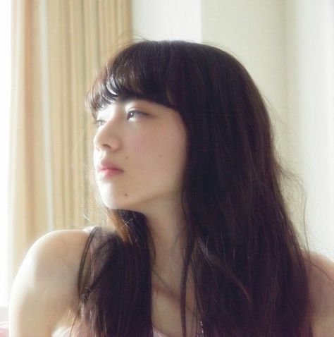 Nana Komatsu Fashion, Indigo Eyes, Komatsu Nana, Nana Komatsu, 일본 패션, Hazel Eyes, Fotografi Potret, Feminine Energy, Hair Inspo