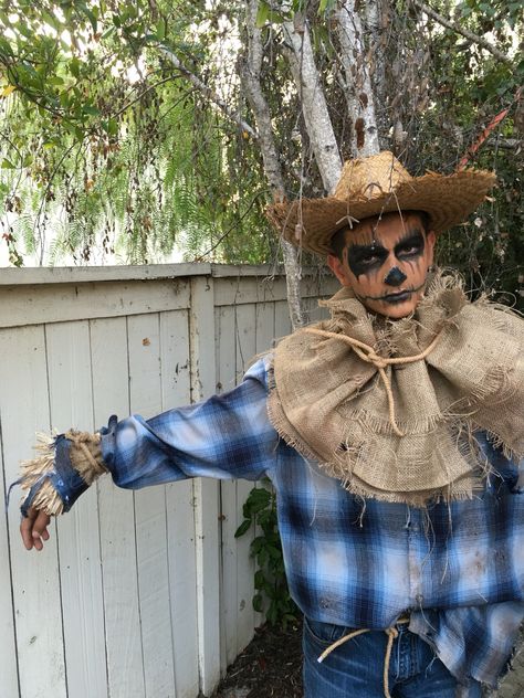 Scarecrow Costume Makeup Men, Men’s Scarecrow Make Up, Men’s Scarecrow Face Paint, Scarecrow Men Costume, Scarecrow Face Paint Men, Man Scarecrow Makeup, Scary Scarecrow Makeup For Men, Scarecrow And Crow Costume, Boy Scarecrow Makeup