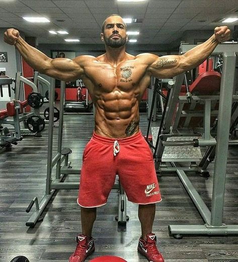 Lazar Angelov Lazar Angelov Workout, Lazar Angelov, Diet Routine, Model People, Military Press, Ripped Body, Natural Bodybuilding, Sports Coach, Biceps And Triceps