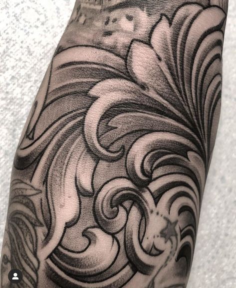 Upper Arm Tattoos For Guys, Baroque Tattoo, Front Neck Tattoo, Lantern Tattoo, Filigree Tattoo, Tattoo Filler, Men Tattoos Arm Sleeve, Upper Arm Tattoos, Tatuaje A Color