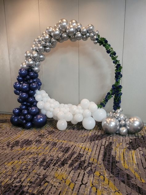 Diy Circle Balloon Arch Circle Balloon Arch, Moon Decor, Balloon Arch, Half Moon, Arch, Balloons, Moon