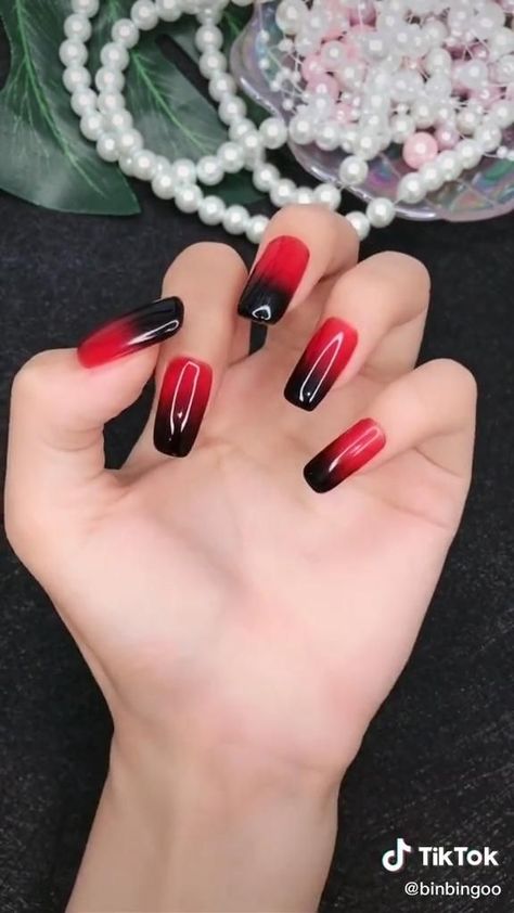 Two Tone Nail Art Tutorial [Video] | Nail designs, Nail art hacks, Nail art designs diy Nail Art Black, Art Hacks, Nail Art Designs Diy, Pretty Nail Art Designs, Nail Art Designs Videos, Nail Art Videos, Trendy Nail Art, Pretty Nail Art, Nail Art Hacks