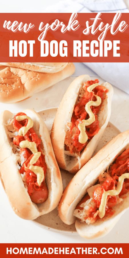 New York Dog Recipe, New York Hot Dog Recipe, New York Style Hot Dog, Boiled Hot Dogs, Hot Dog Sauce Recipe, Baked Hot Dogs, Hot Dog Recipe, Grilled Brats, Hot Dog Sauce