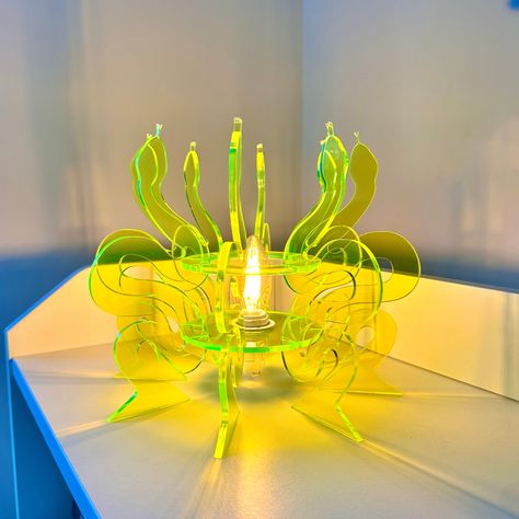 Neon Reflection, Snake Table, Table Lamp Modern, Acrylic Chandelier, Neon Lamp, Modern Art Decor, Lamp Modern, Acrylic Table, Decorating Small Spaces