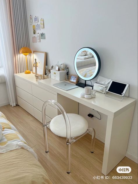 Makeup In Bedroom Small Spaces, Mirror For Vanity Table, Ikea Dresser And Desk Combo, Room Assesories Bedrooms, Make Up Desk Idea, Small Room With Vanity, Office Vanity Room Combo, Mirror Over Desk, Vanity Desk Ideas Bedroom