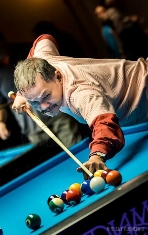 Efren Reyes World Champion Billiard Drawing, Billiard Pose, Billiard Photography, Snooker Balls, Carnival Inspiration, 8ball Pool, Cue Sports, Billiards Game, Pool Table Room