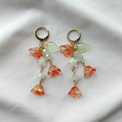 Fairy Jewelry Diy, Fairycore Earrings, Earring Business, Cottage Core Jewelry, Custom Jewelry Ideas, Cottagecore Earrings, Earrings Fairy, Beads Keychain, Fairy Earrings