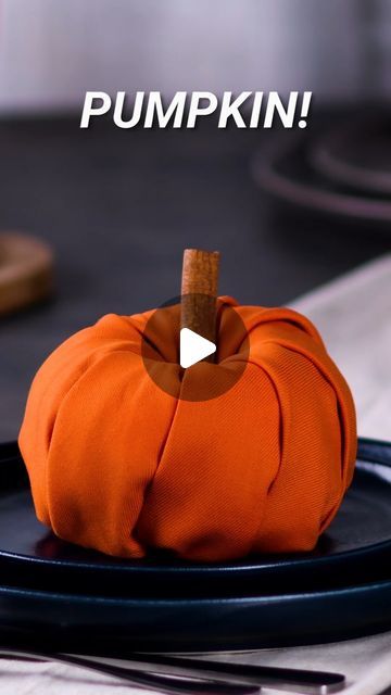 Blossom on Instagram: "Turn napkins into pumpkins for the perfect fall table setup 🎃🍽️" Napkin Pumpkin Fold, How To Make A Pumpkin Out Of A Napkin, Pumpkin Napkins, Pumpkin Napkin, Pumpkin Napkin Folding, Pumpkin Plates Table Setting, Pumpkin Shaped Napkins, Fall Table, Perfect Party