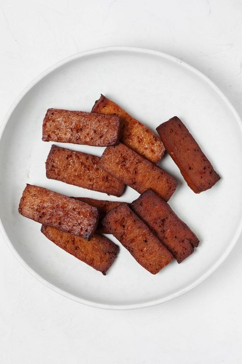 Baked Smoky Tofu Tempeh Marinade, Vegan Blt Sandwich, Soy Sauce Rice, Simple Marinade, Tofu Marinade, Breakfast Sides, Grain Bowls, Dried Peppers, Vegan Main Dishes