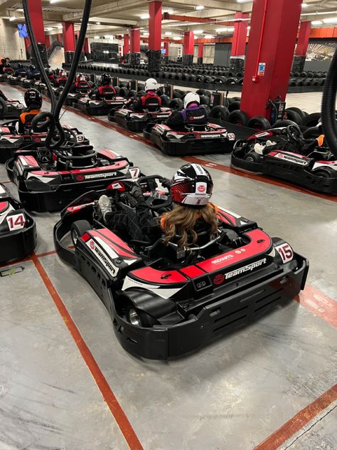 Indoor Go Karting Aesthetic, Go Kart Racing Aesthetic, Go Karting Aesthetic Friends, Gokart Racing Aesthetic, Karting Aesthetic Girl, F1 Party Aesthetic, Kart Racing Aesthetic, Go Carts Aesthetic, Go Carting Aesthetic