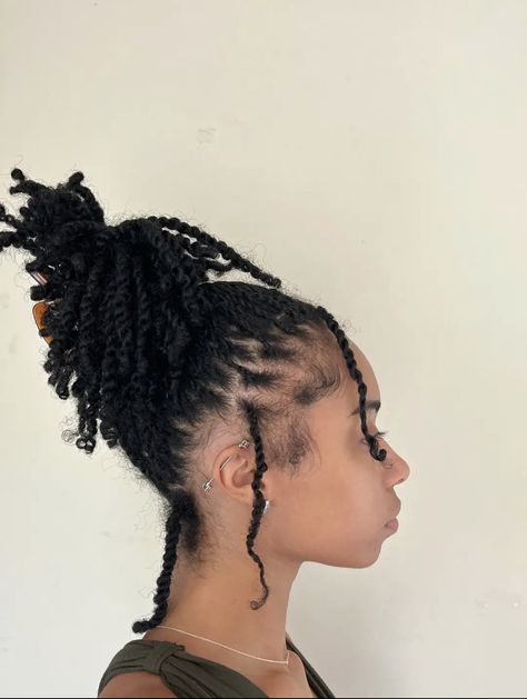 4b Natural Hair Care, Hair Ideas Natural Hair, Protective Hairstyles For Kids, Hair Care Routine Natural, Protection Hairstyles, Mini Twists Natural Hair, 4b Natural Hair, Hair Like Wool, Short Hair Twist Styles