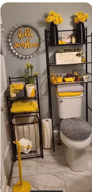 Modern Cabinetry, Yellow Bathroom Decor, Beautiful Bathroom Decor, Bathroom Decor Themes, Kitchen Island Ikea Hack, Yellow Bathroom, Room Cozy, Restroom Decor, Future Apartment Decor