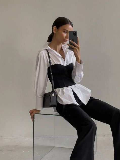 Shirt And Corset Outfit, Corset Over Shirt Outfits, Corset Over Shirt, Corset Design, White Shirt Outfits, Corset Outfit, Classy Work Outfits, Stylish Work Outfits, Easy Trendy Outfits