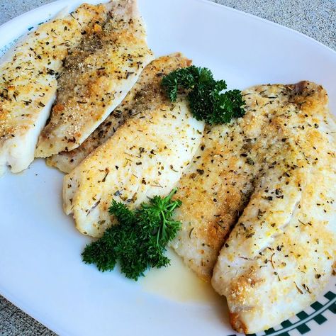 Baked Flounder Oven, Flounder Recipes Healthy, Flounder Recipes Baked, Flounder Fillet Recipes, Flounder Fish Recipes, Fish Casserole, Flounder Fillet, Flounder Recipes, Seasoned Bread