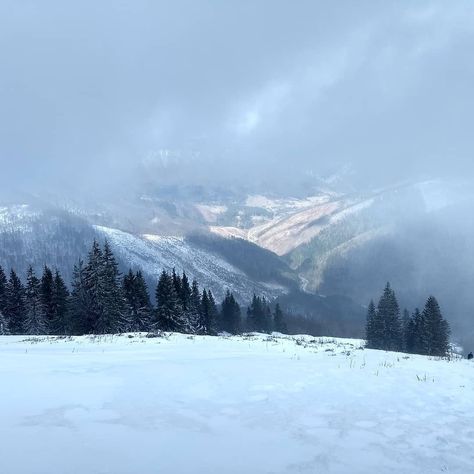 Snowy Mountains Photography, Hologram Room, Snowy Mountain Aesthetic, Snow Mountain Aesthetic, Tundra Aesthetic, Snowy Mountains Aesthetic, Snowy Plains, Mountain Core, Snowy Tundra