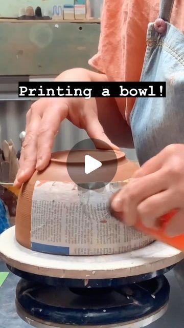 Sarah Murray on Instagram: "Bowls in the studio this week.Getting their printed surfaces.Its been a while since I’ve made any bowls and I was reminded of how satisfying they are to throw and trim. They look pretty cute too with the yoyo design! #sarahmurrayceramics#australianceramics#etsy#etsyau#yoyo#patchworklovers#yoyoquilt#fabriclovers#texture#pattern#printedsurface#everydayart" Decorating Pottery Ideas, Pottery Bowl Ideas Design, Mishima Ceramics Patterns, Clay Surface Design, Glazed Ceramic Bowls, Printing On Clay, Large Pottery Bowls, Scraphito Ceramic, Ceramic Studio Design