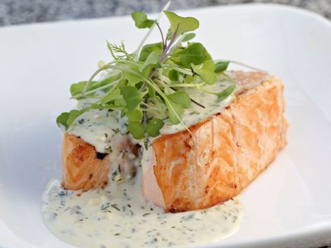 Baked Salmon With Creamy Ponzu Sauce Ponzu Sauce Recipe, Ponzu Sauce, Delicious Salmon Recipes, Salmon Marinade, Salmon Salad Recipes, Salmon Seasoning, Salmon Fish, Baked Salmon Recipes, Salmon Salad