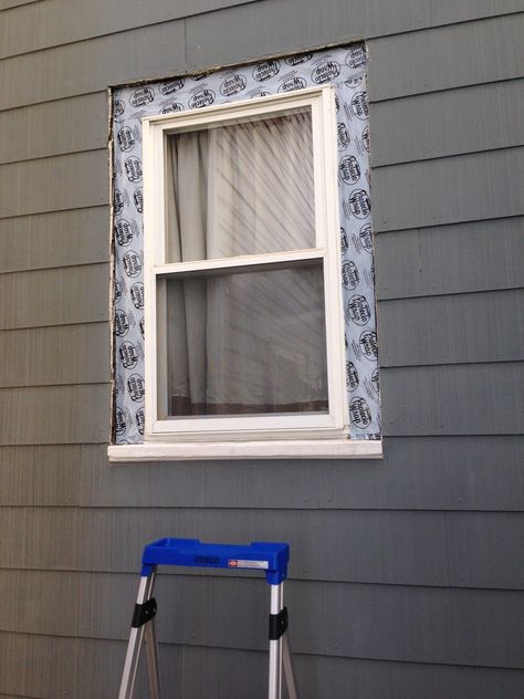 Look at that nicely flashed window! Diy Exterior Window Trim, Pvc Window Trim, Diy Window Replacement, Outdoor Window Trim, Exterior Window Trim Ideas, Window Molding Trim, Vinyl Window Trim, Diy Window Trim, Diy Exterior