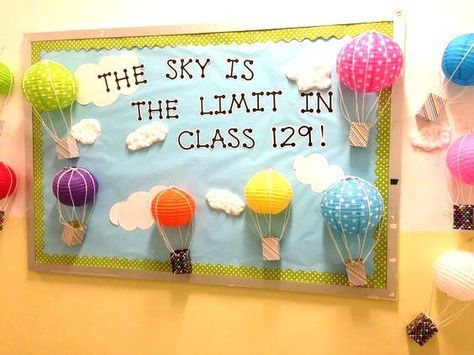 The Sky is the Limit in Class... a sweet and easy bulletin board! Hot Air Balloon Classroom Theme, Spring Bulletin, Spring Bulletin Boards, Preschool Bulletin, Preschool Bulletin Boards, Back To School Bulletin Boards, The Sky Is The Limit, Hiasan Bilik, Classroom Bulletin Boards