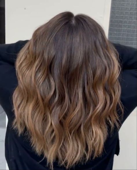 Cocoa Blonde Hair, Hair Lowlights For Brown Hair, Balayage Cafe, Balayage Ombre Brunette, Ombre Hair Caramel, Shadow Balayage, Hair Couleur, Brunette Ombre Hair, Balayage Long Bob