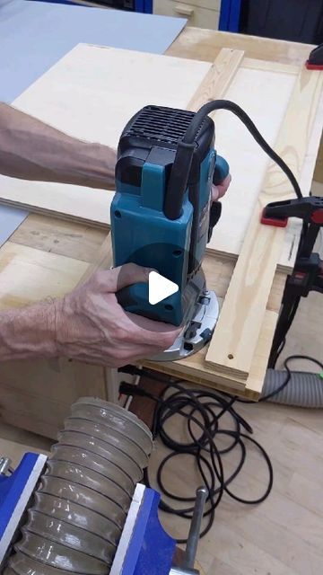 Radek's Woodworking Workshop on Instagram: "Stragling with dado? Make this jig. Perfect results every time! #dado #jig #woodworking #bricolage #router #instructables" Router Table Plans, Easter Hairstyle, Custom Woodworking Projects, Woodworking Jig Plans, Diy Router, Woodworking Tools Router, Woodworking Table Saw, Router Tool, Router Jig