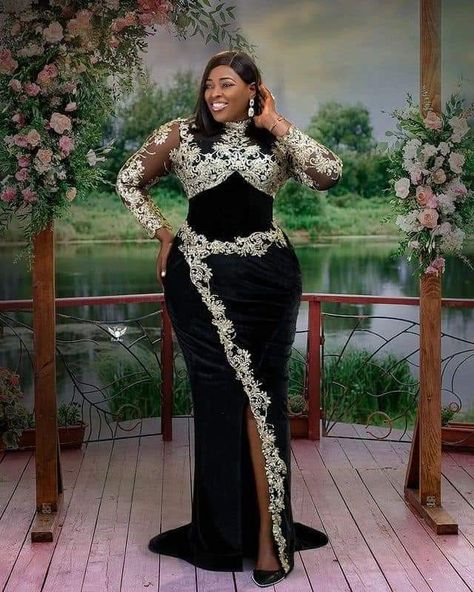 Everything fashion... Trendy Pictures, Black Dinner Dress, Classic Gown, Lace Dress Classy, Nigerian Dress, Engagement Gowns, Stylish Naija, Classy Gowns, Chic Dress Classy