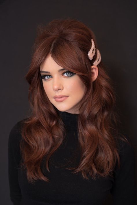 Imgur: The magic of the Internet Natural Bangs, Fringe Hair, Face Frame, Long Layered Haircuts, Hair Wax, Auburn Hair, Unique Hairstyles, Hair Color For Black Hair, Soft Natural