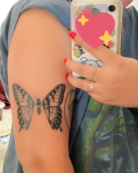 Paramore Tattoo Ideas Lyrics, Paramore Butterfly Tattoo, Paramore Tattoo Ideas, Paramore Tattoo, My Little Pony Tattoo, Venus Tattoo, Stomach Tattoos, Jewelry Tattoo, Sister Tattoos