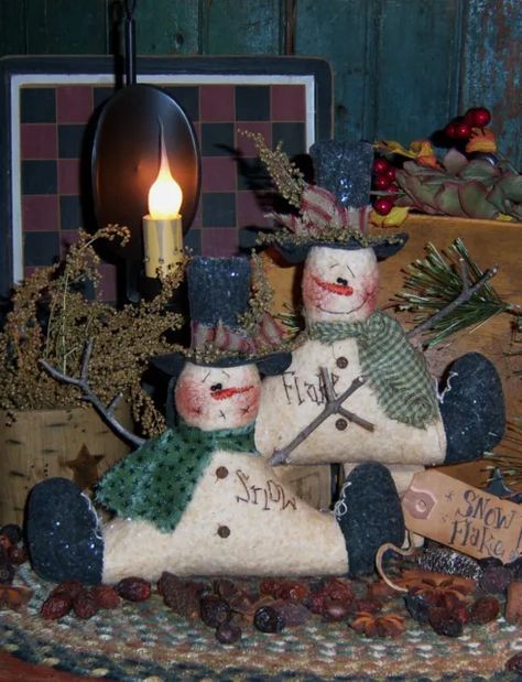 Primitive Patterns Free, Cloth Snowman, Primitive Snowmen Patterns, Snowflake Crafts, Snow Friends, Snowmen Ornaments, Snow Men, Primitive Stitchery, Ideas Navidad