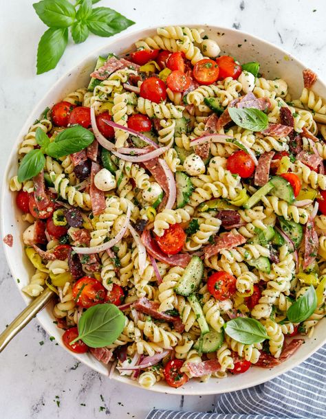 Italian Pasta Salad - Eat Yourself Skinny Healthy Italian Pasta Salad Recipes, Cold Pasta Salad Healthy, Easy Veggie Salad, Light Italian Salad, Pasta Salad Meal Prep Cold, Pasta Salad With Rotisserie Chicken, Medditeranean Pasta Salad, Prawn Pasta Salad, Cold Pasta Salad Recipes Italian