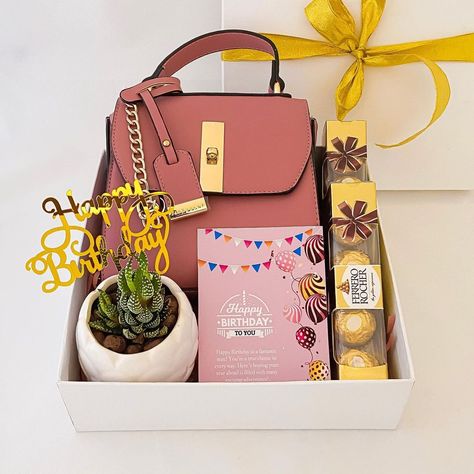 Birthday Gift Hamper, Gifts Hamper, Best Gift For Sister, Wedding Gift Hampers, Luxury Birthday Gifts, Hampers For Her, Anniversary Gifts For Her, Personalised Gifts Diy, Little Sister Gifts