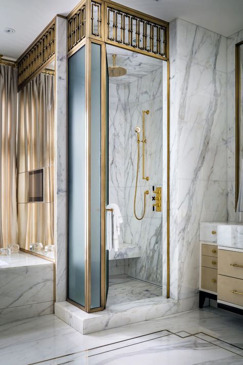 Ferris Rafauli, Design Interior Baie, Interior Art Deco, Art Deco Bathrooms, Glamorous Bathroom, Glam Bathroom, Interior Design Blogs, Rustic Wood Floors, Raoul Dufy