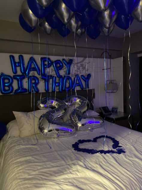 Happy Birthday Hotel Room Decor, Birthday Decor For Him, Birthday Room Surprise, Hotel Room Decoration, Birthday Surprise For Husband, Bday Gift For Boyfriend, Boyfriends Birthday Ideas, Birthday Surprises For Him, Suprise Birthday