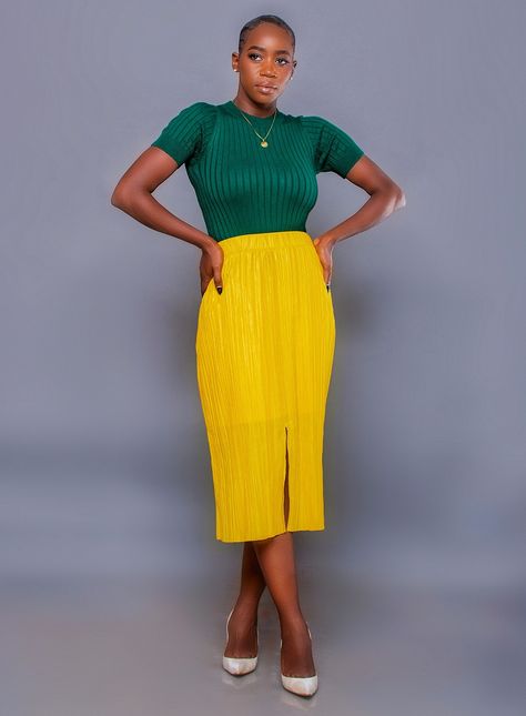 Yellow Lace Skirt Outfit, Yellow Skirt Outfit Black Women, Yellow Pleated Skirt Outfit, Pleated Skirt Outfit Summer, Yellow Skirt Outfit, Yellow Skirt Outfits, Silk Skirt Outfit, Yellow Pleated Skirt, Silk Skirts