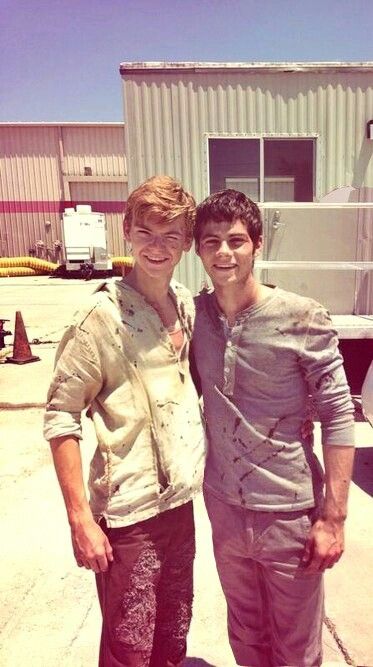 My two favorite Gladers: Newt and Thomas aka Thomas and Dylan<3 Maze Runner Thomas, Maze Runner The Scorch, Maze Runner Trilogy, Maze Runner Cast, Maze Runner Movie, Newt Maze Runner, Maze Runner Series, The Scorch Trials, Thomas Sangster