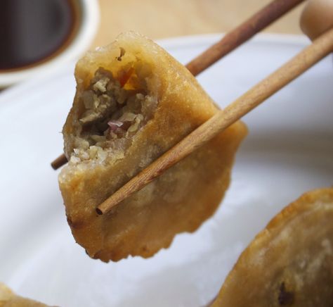 Paleo Cassava Flour Korean Pork Dumplings (Autoimmune-Friendly) Paleo Pork Recipes, Cassava Recipe, Cassava Flour Recipes, Aip Diet Recipes, Paleo Flour, Make Dumplings, Tigernut Flour, Korean Pork, Homemade Flour