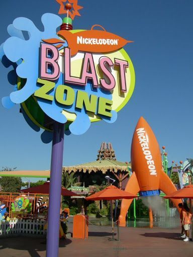 Amusement Park Signage, Amusement Park Sign, Marquee Signage, Experiential Marketing Events, Cartoon Building, Park Signage, Stage Designs, Children Park, Event Logo