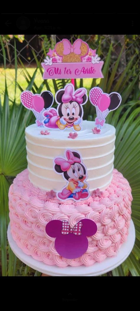 Torta con topper de Minnie Minnie Mouse Birthday Party Ideas Cake, Pastel Mimi, Tarta Minnie Mouse, Baby Minnie Mouse Cake, Pastel Minnie Mouse, Minnie Mouse Cake Design, Doll Cake Designs, Minnie Mouse Cake Topper, Mickey Mouse Birthday Cake