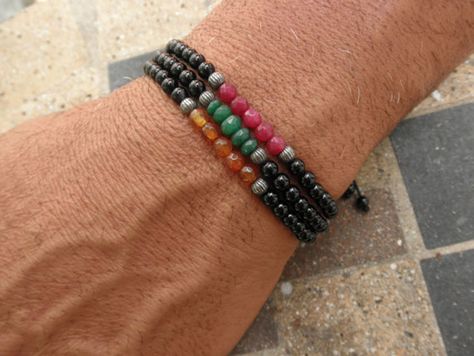 50+ Best Men's Beaded Bracelets (Beaded Bracelets For Guys) Discover the best men's beaded bracelets in our guide of unique beaded bracelets for guys. From wooden beads to jade and other gemstones. check it out! Bracelets For Guys, Mens Bracelet Diy, Cool Mens Bracelets, Unique Beaded Bracelet, Mens Accessories Bracelet, Mens Bling, Stretchy Rings, Diy Beaded Bracelets, Bracelets Beaded