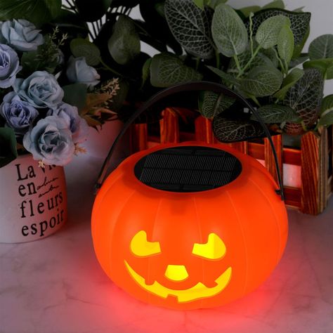 ¬†.¬†.¬†¬†,. Halloween Projects Diy, Halloween Light Decorations, Hanging Pom Poms, Pumpkin Lantern, Orange Party, Fall Thanksgiving Decor, Halloween Store, Pumpkin Lights, Halloween Vibes