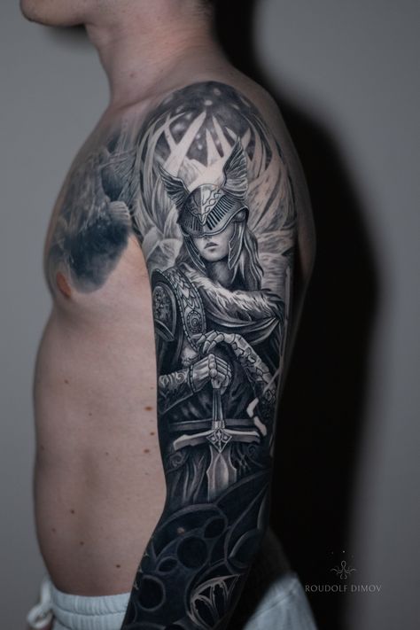 Tattoo uploaded by Roudolf Dimov • - Female Knight - • https://www.roudolfdimovart.com/ Elden Ring Tattoo Art, Soul Of Cinder Tattoo, Knight Tattoo Sleeve, Lotr Sleeve Tattoos, Female Knight Tattoo, Knight Tattoo Medieval, Medevil Tattoo Designs, Medieval Tattoo Sleeve, Tattoo Knight