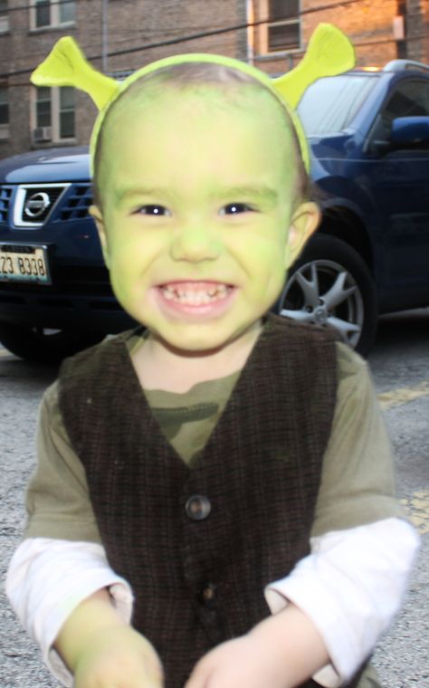 DIY Shrek Costume   #baby #shrek #costume #cute #DIY Baby Shrek Costume, Diy Shrek Ears, Diy Shrek Costume, Shrek Ears, Shrek Dragon, Shrek Costume, Party City Costumes, Costumes Kids, Dragon Costume