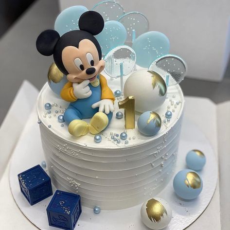 Mickey Mouse Cake 1st Birthday, Pastel Mickey Mouse, Baby Mickey Mouse Cake, Mickey Birthday Cakes, Miki Mouse, Half Birthday Cakes, Fresh Fruit Cake, Baby First Birthday Cake, Baby Birthday Decorations