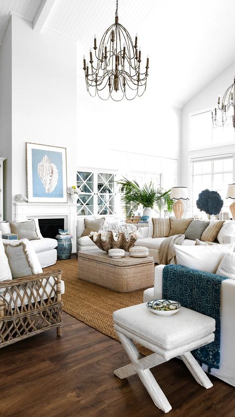 10 essential elements to Hamptons-style interiors | Home Beautiful Hampton Inspired Homes, Beach House Hamptons Coastal Style, New England Hamptons Style, Bohemian Hamptons Style, Mid Century Hamptons, Hamptons Tv Room, Hampton Style Interior Design, Luxe Hamptons Style, Small Hamptons Living Room