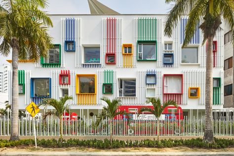 Pre Primary School, Preschool Designs, School Building Design, Kindergarten Design, Hunter Douglas, School Building, Building Facade, Facade Architecture, How To Design